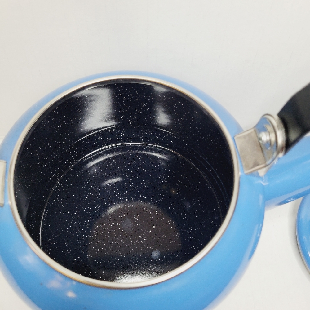 Le Creuset Enamel on Steel 1.25 Quart Demi Tea Kettle Marseille Tea Time Modern - Picture 8 of 14